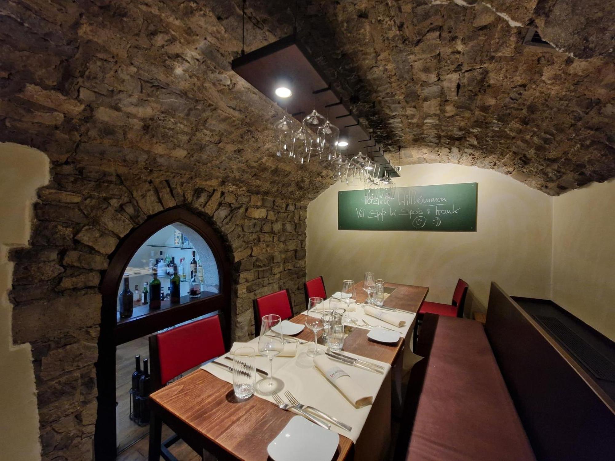 Laurentius Boutique-Hotel & Restaurant ヴァイカースハイム エクステリア 写真